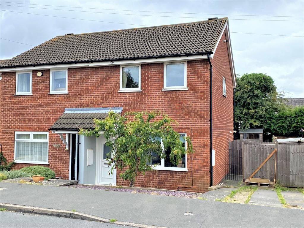 Ripon Close, Grantham, NG31 3 bed semidetached house for sale £210,000