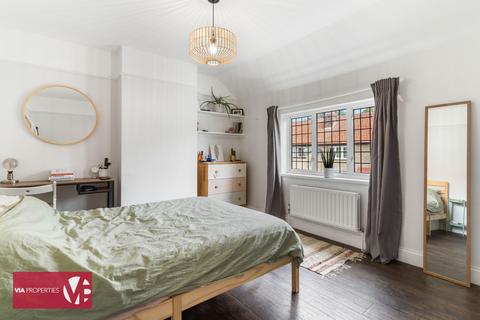 72 Dewhurst Road, Cheshunt, Waltham Cross, EN8 9PE