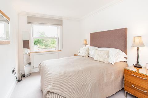 30 Rectory Square, London, E1 3NQ