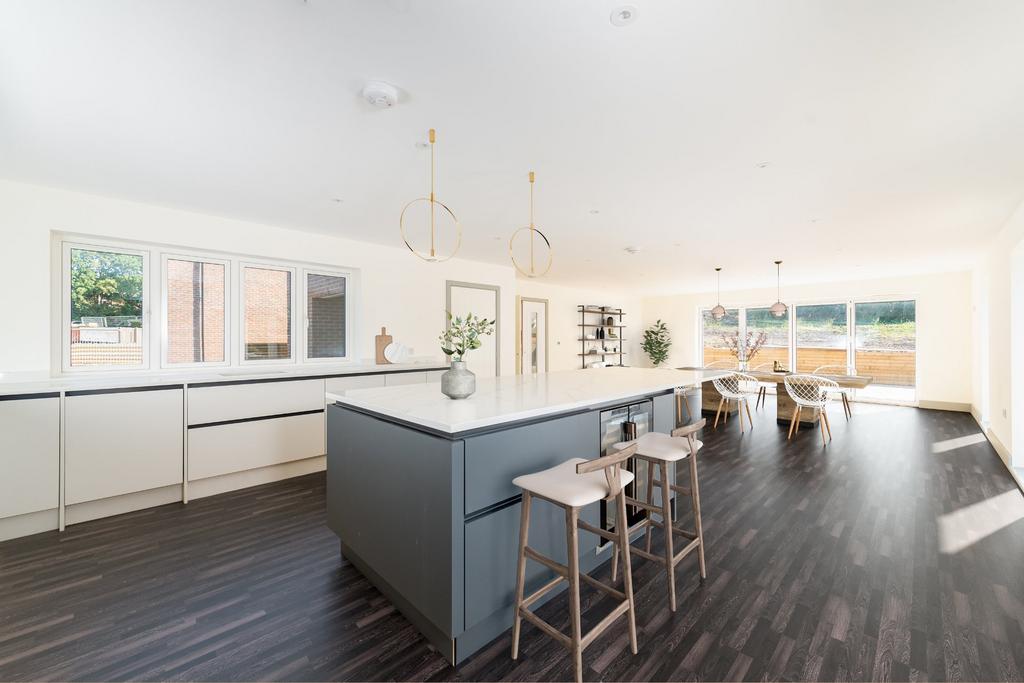 Kitchen/Diner/Family
