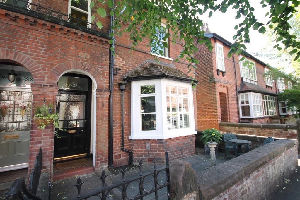 Cranford Avenue, Knutsford 4 bed house for sale £625,000