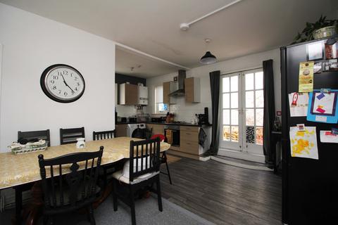 1 bedroom apartment to rent, Windsor Road, Barry CF62 7AW