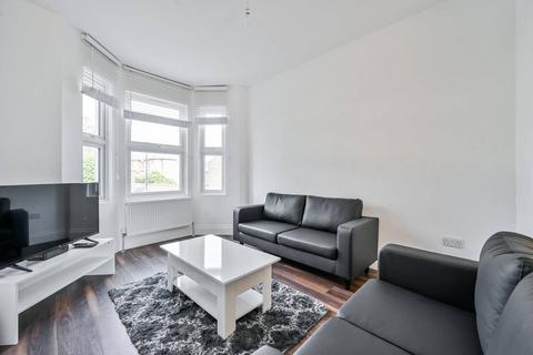 4 bedroom terraced house to rent, PLUM LANE, Plumstead, London, SE18
