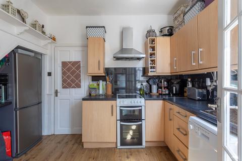 13 Avenue Terrace, Harrogate, HG2 7PN