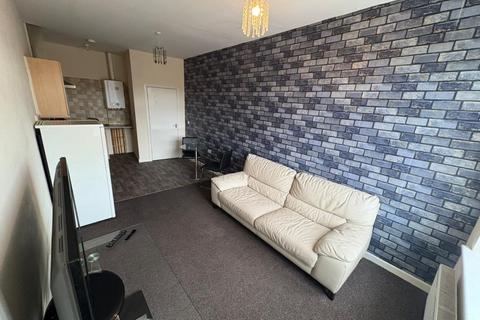2 bedroom apartment to rent, 84 High Street, Thurnscoe