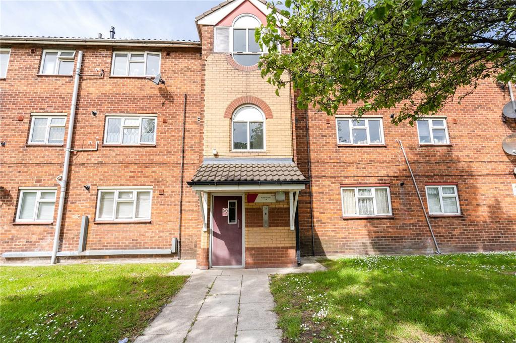 Acton Court, Grimsby, Lincolnshire, DN32 2 bed apartment for sale £45,000