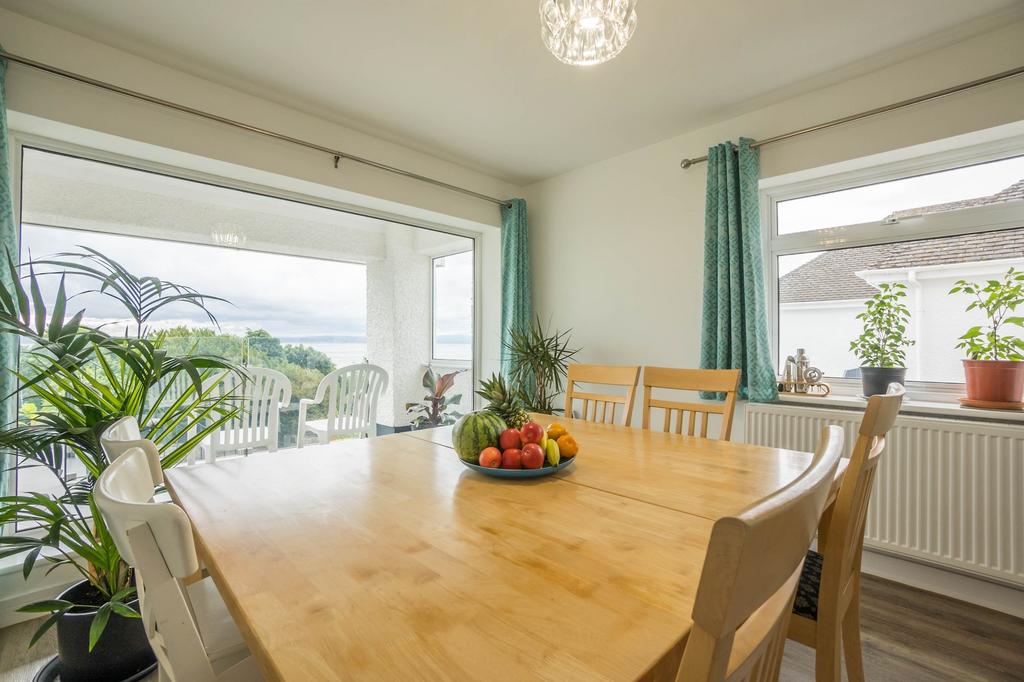 Kitchen diner