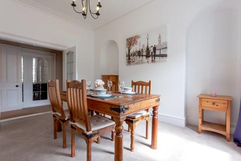 3 bedroom flat for sale, Beaconsfield Place, The West End, Aberdeen, AB15