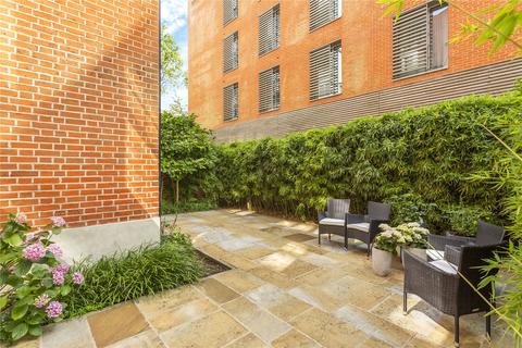 undefined, Kidderpore Avenue, Hampstead, London