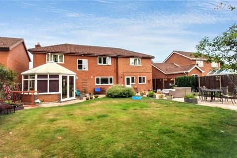 5 Longland Close, Norwich, NR6 7LW