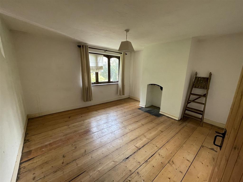 Church Lane, Newington, Sittingbourne, Kent 2 bed terraced house for