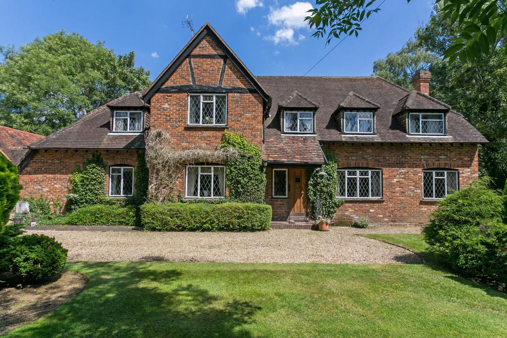 Ascot Road, Maidenhead 4 bed detached house for sale £1,250,000