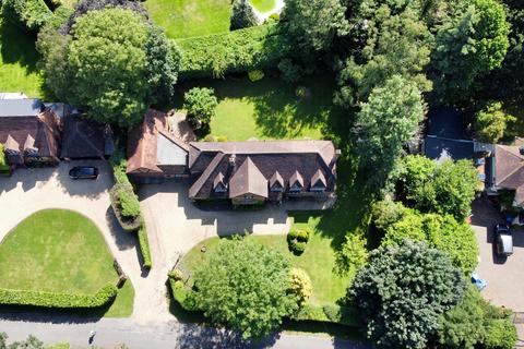 Shaffelmoor House Ascot Road, Maidenhead, SL6 2HT
