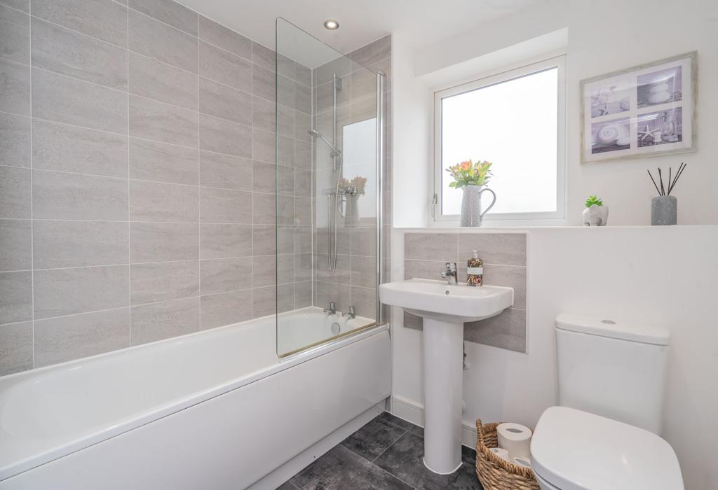 Main Bathroom