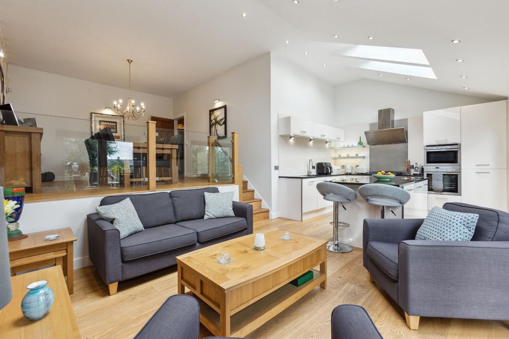 Cadogan Road, Liberton, Edinburgh... 4 bed semidetached house £625,000
