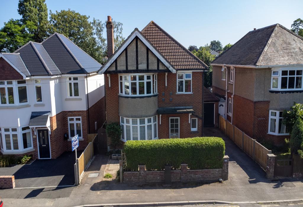 Fernside Road 4 bed detached house for sale £539,000
