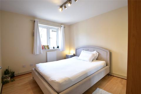 undefined, Courtlands Close, Watford WD24