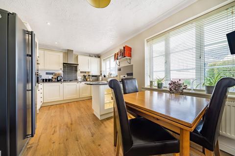 48 Westcots Drive, Winkleigh, EX19 8JP