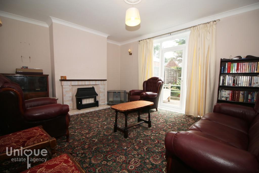 Shakespeare Road, Fleetwood, FY7 3 bed terraced house for sale £149,950