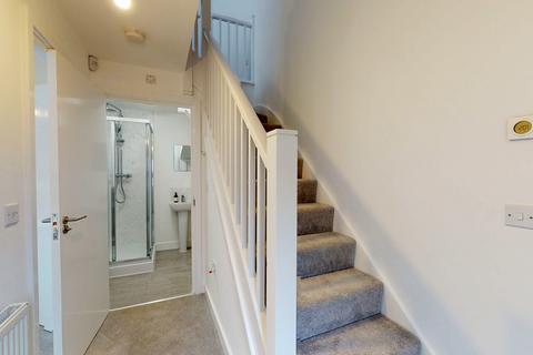 2 bedroom townhouse to rent, Copper Beech Court, Horsforth