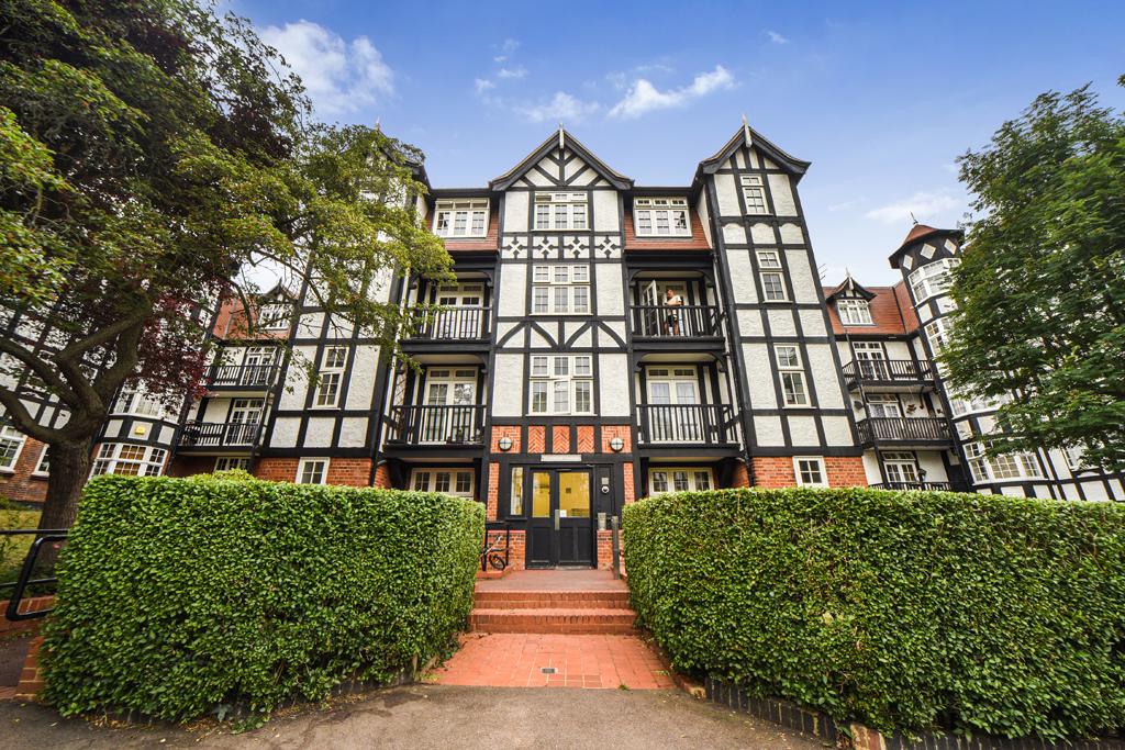 29 Holly Lodge Mansions (16).jpg