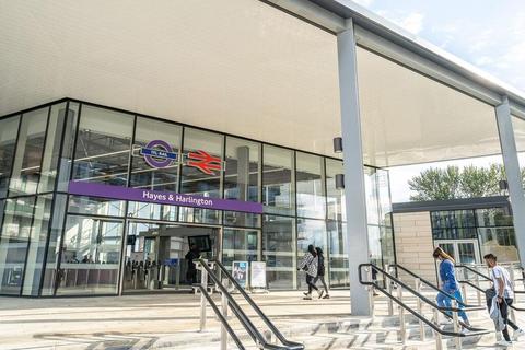 1 bedroom flat for sale, Nestle Avenue, London, UB3