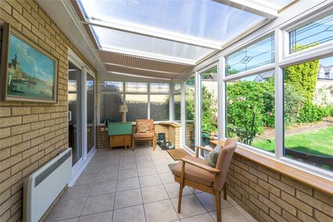 2 bedroom bungalow for sale, Clifton Drive, Oundle, Northamptonshire, PE8