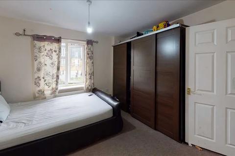2 bedroom flat for sale, 181  ,Blackthorne Road, ilford, IG1