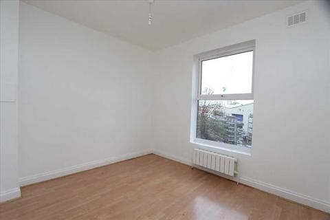 1 bedroom flat for sale, Old Kent Road, london, SE1