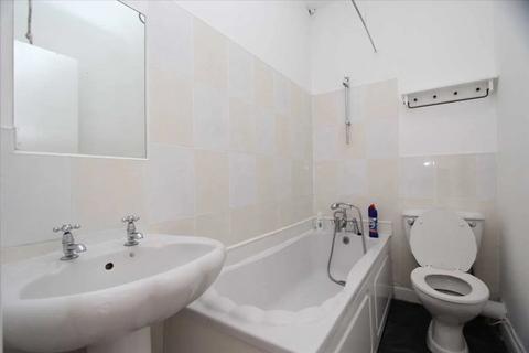 1 bedroom flat for sale, Old Kent Road, london, SE1