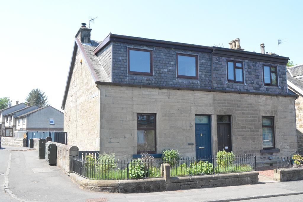 Glasgow Road, Denny, Stirlingshire... 3 bed semidetached house £200,000