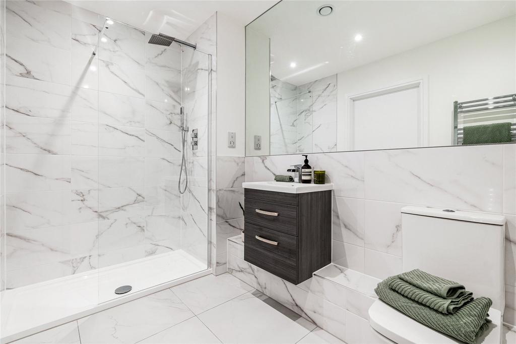 Show Home Ensuite