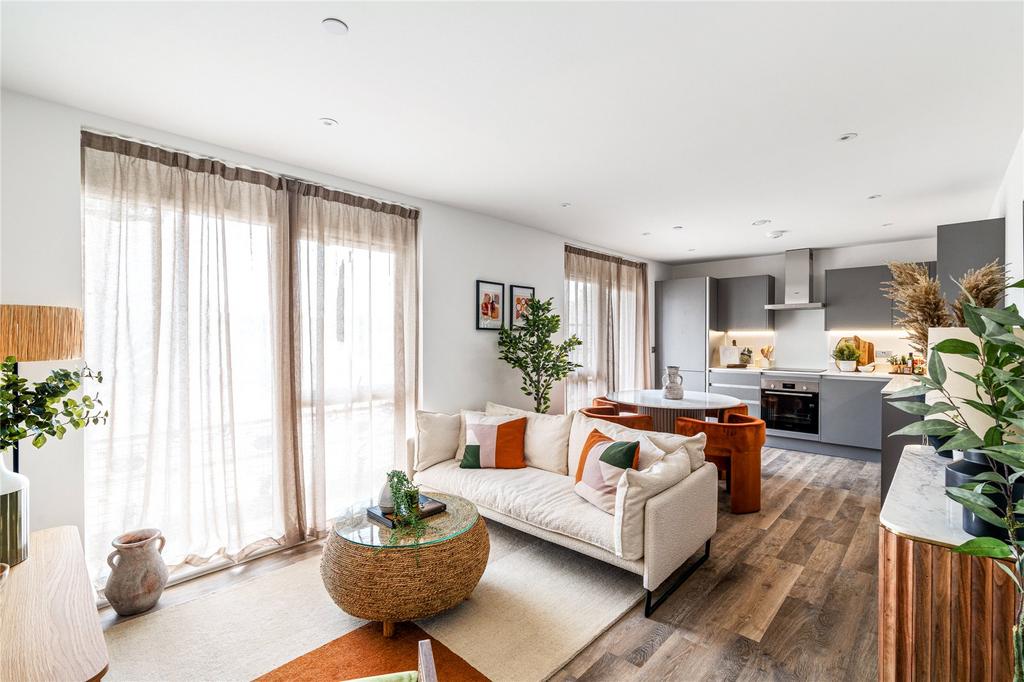 Show Home Living