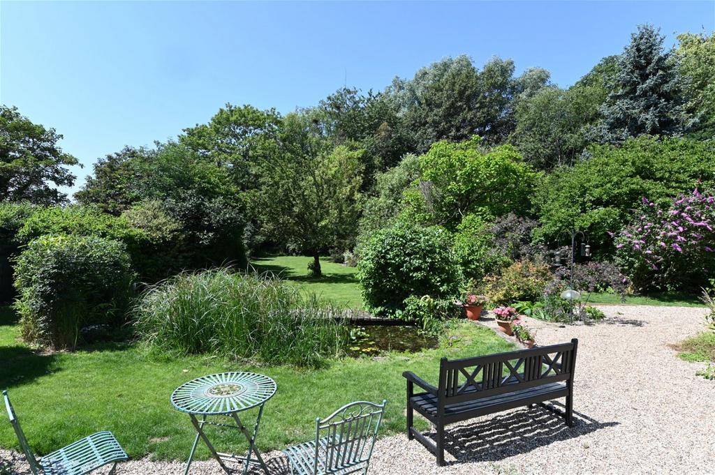 Rendham, Nr Saxmundham, Suffolk 4 bed detached bungalow for sale £550,000