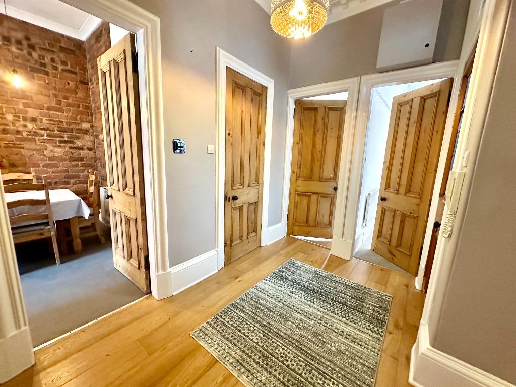 Apartment in Glasgow - View 4