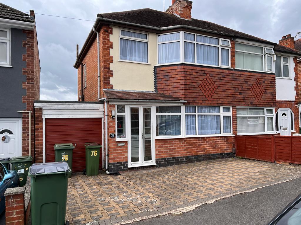 3 Bed Semi Detached House Cleveleys Avenue, Leicester, LE3 2GH. £