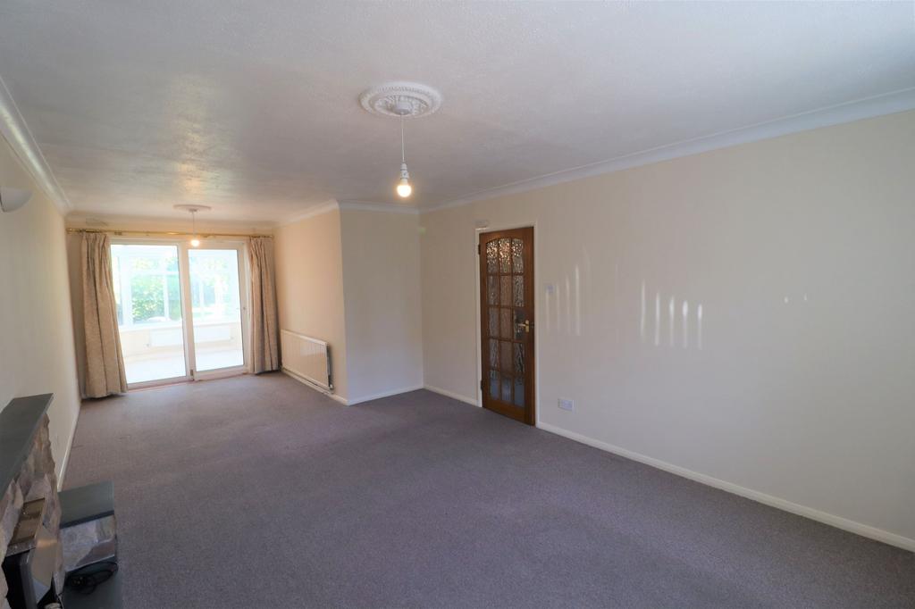 Knightthorpe Road, Loughborough, LE11 3 bed semidetached house £245,000
