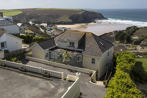 6 bedroom detached house for sale, Thorncliff, Mawgan Porth, TR8