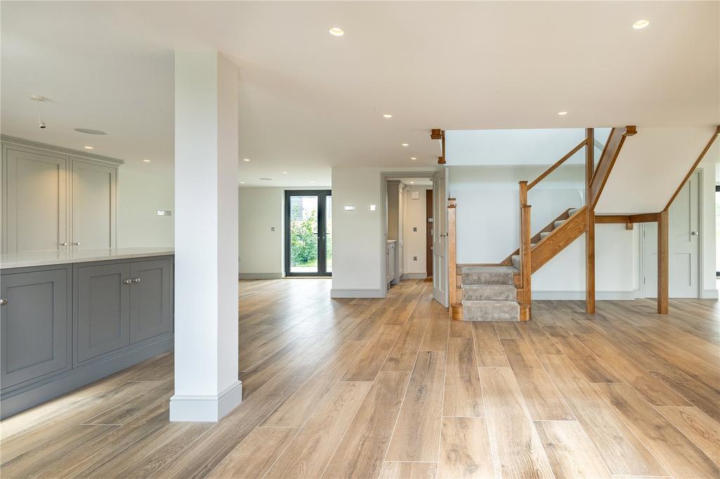 Kitchen/Dining