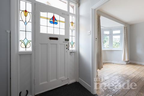 3 bedroom semi-detached house for sale - The Avenue, Highams Park, E4