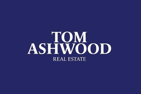 47 Brooklands Road, Romford, RM7 7EB