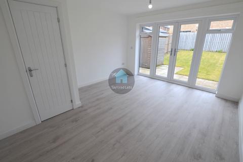 North Seaton - 2 bedroom semi-detached house to rent