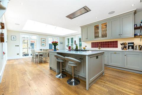 5 bedroom detached house to rent, Hampton Road, Teddington, Middlesex, TW11