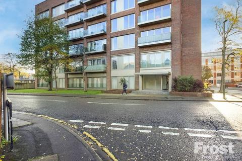 2 bedroom apartment for sale, Fairfield Avenue, Staines-upon-Thames, Surrey, TW18