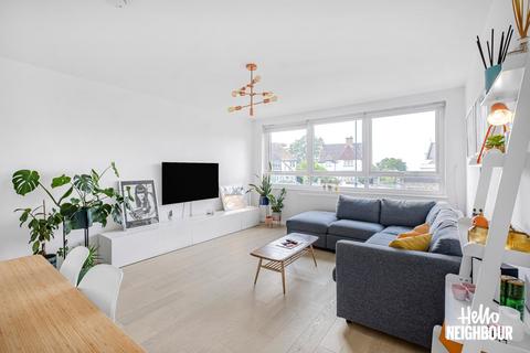 undefined, South Norwood Hill, London, SE25