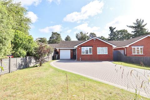 3 bedroom bungalow for sale, Barberry Way, Verwood, Dorset, BH31