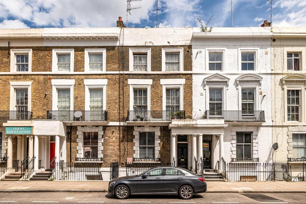 Holland Road, Holland Park 2 bed flat for sale £630,000