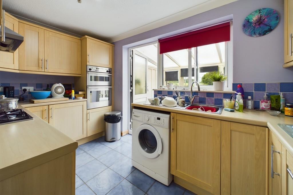 Dryden Close, Thetford 2 bed semidetached house for sale £190,000
