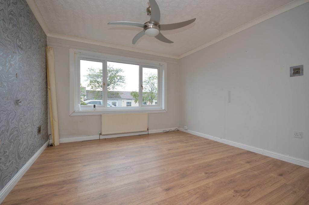 Redburn, Bonhill G83 9BZ 2 bed end of terrace house £62,500