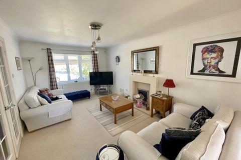 4 bedroom detached house for sale, Spindle Close, Broadstone